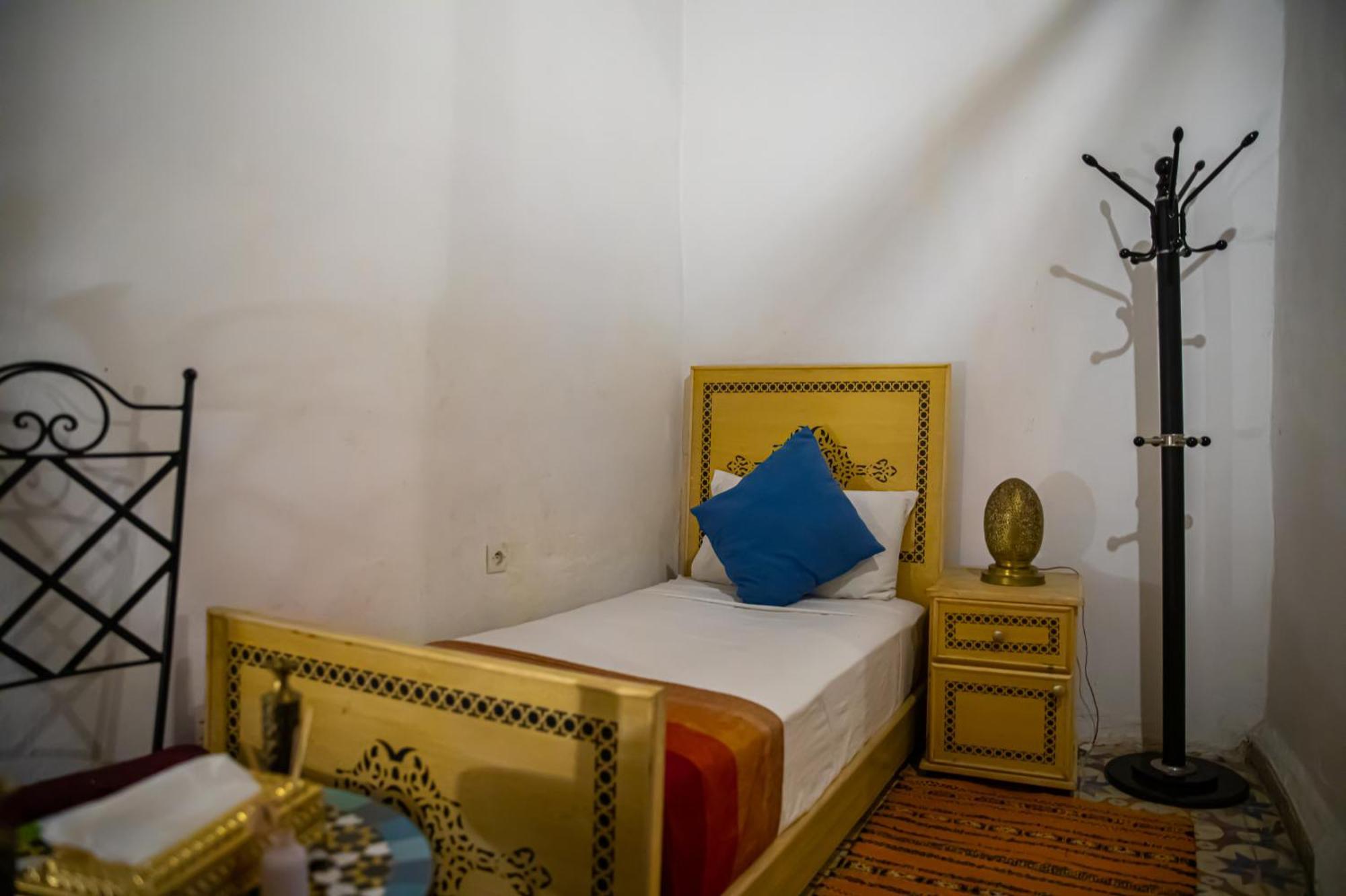 Hotel Dar Fez Arinas Extérieur photo