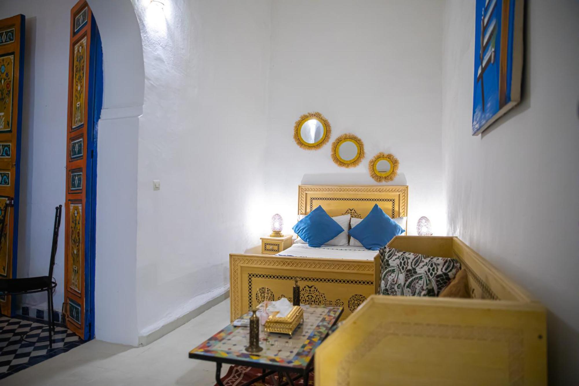 Hotel Dar Fez Arinas Extérieur photo